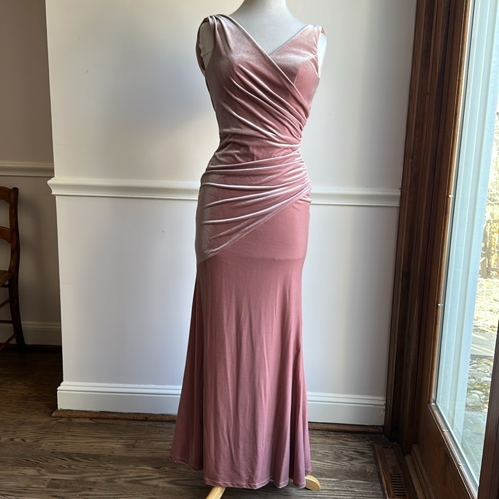 Revelry Dawson Velvet Bridesmaid Dress Elegant Pink Evening Gown Size 0 NWOT - Picture 4 of 10